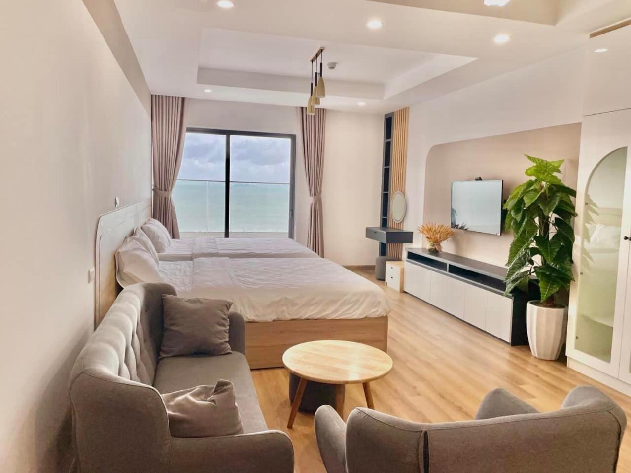 Tms Beachfront Apartment Quy Nhon Bay Exterior photo