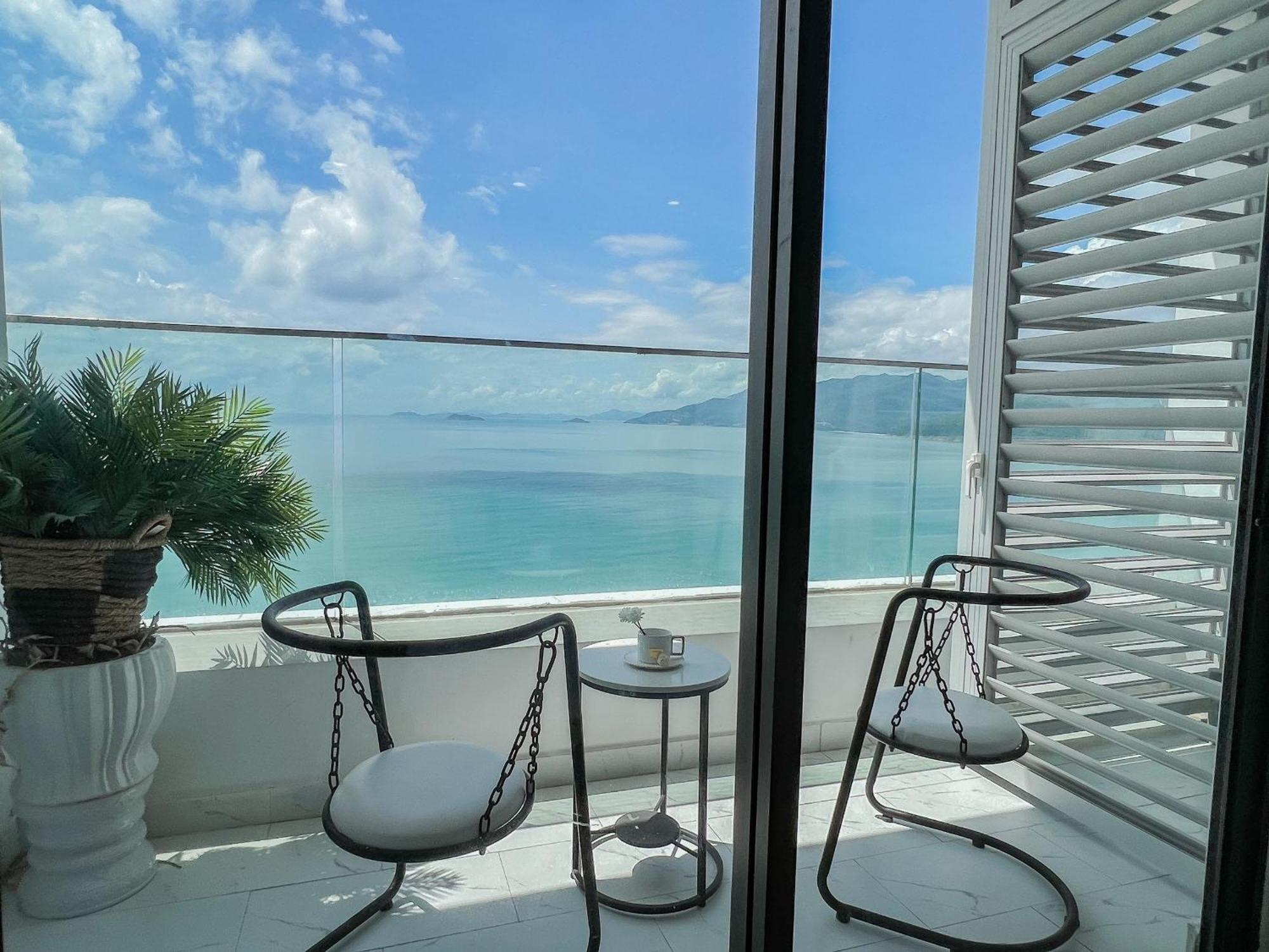 Tms Beachfront Apartment Quy Nhon Bay Exterior photo